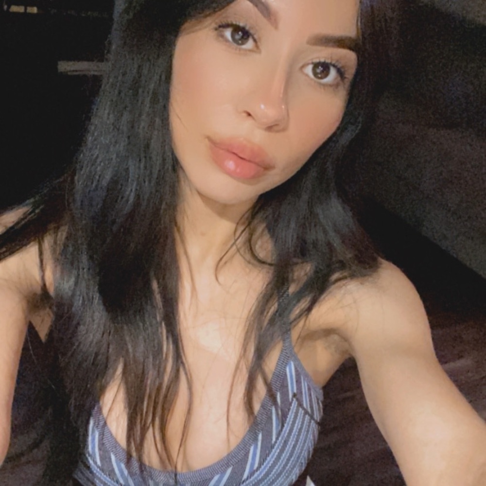 Meet your Posher, Violet